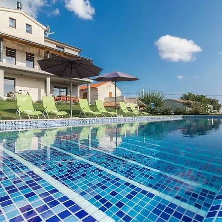 Dom wakacyjny Villa2m *