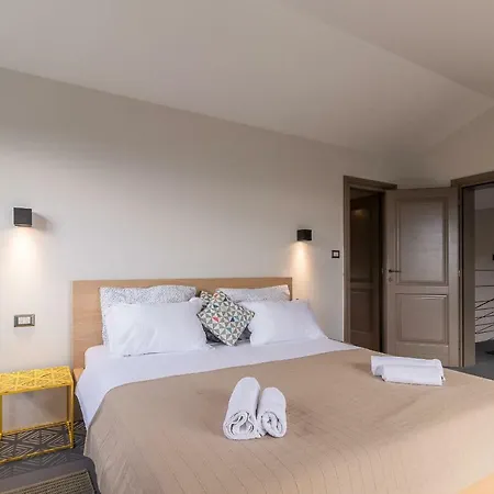 Villa2m * Smoljanci