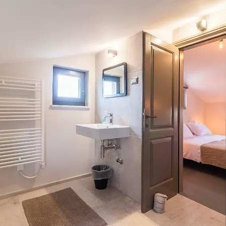 Vakantiehuis Villa2m Smoljanci