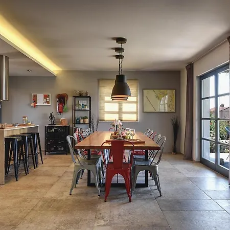 Vakantiehuis Villa2m Smoljanci